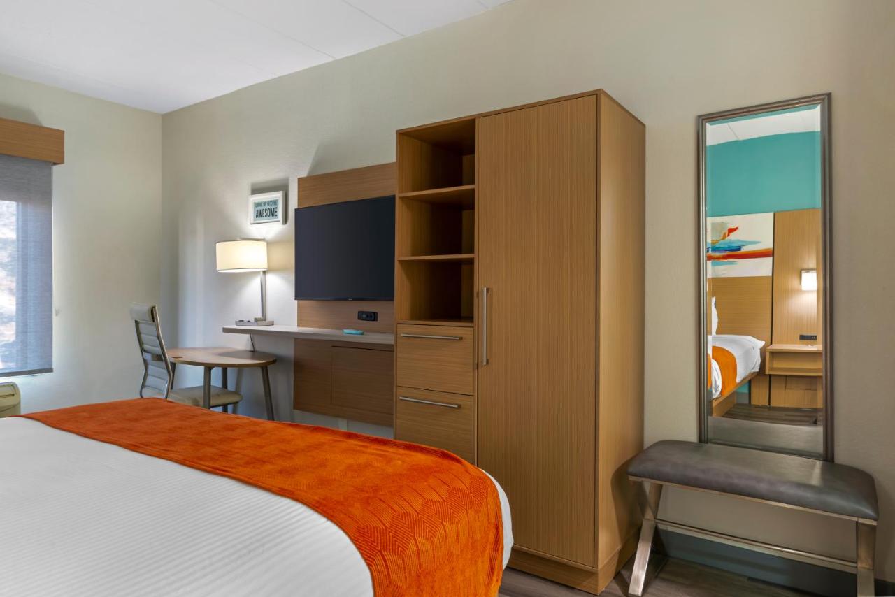 | Best Western PLUS Executive Hotel Richmond