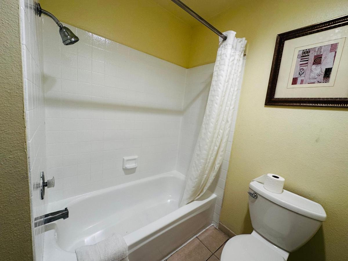 | Royal Inn Motel