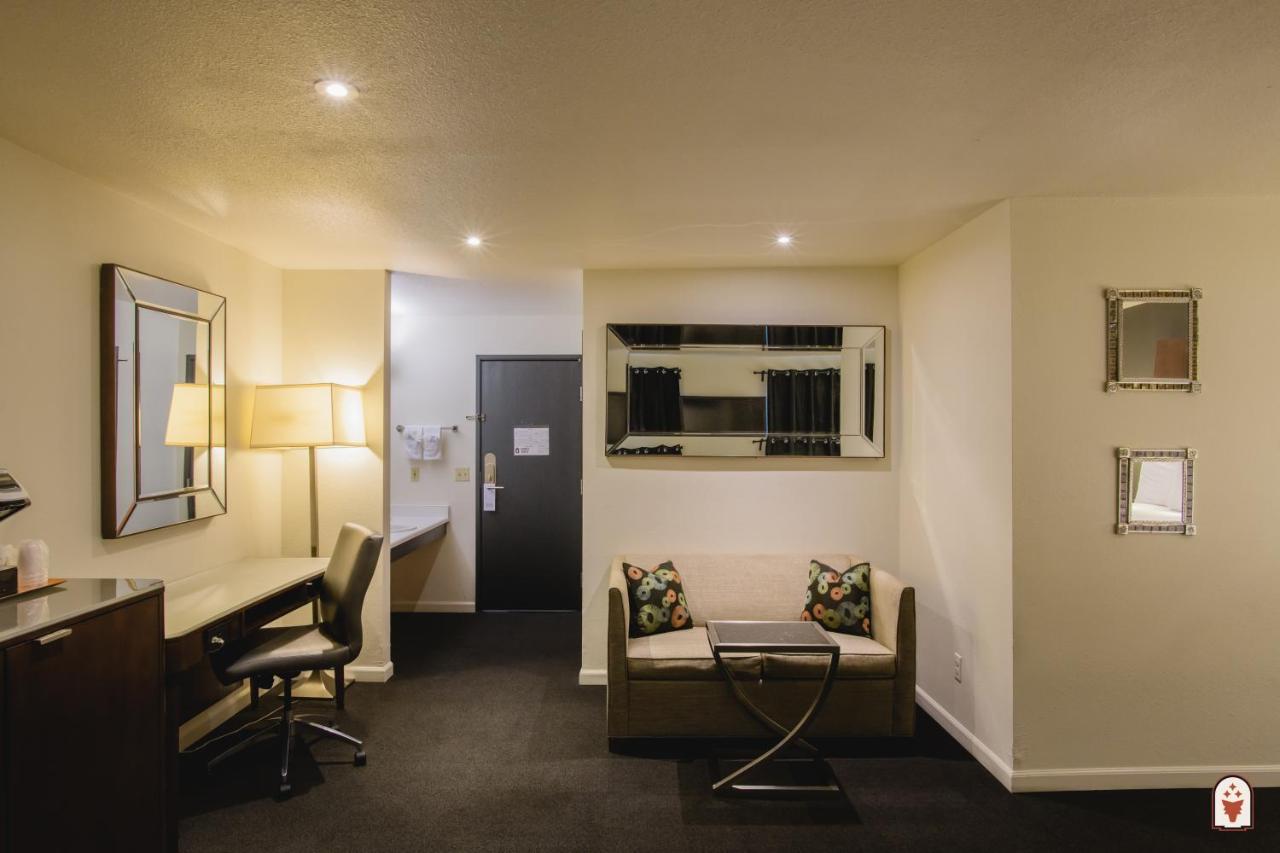 Suite at Coyote South