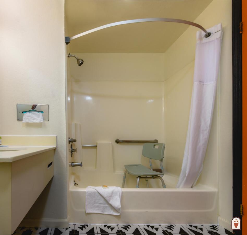 Double Room - Disability Access at Coyote South