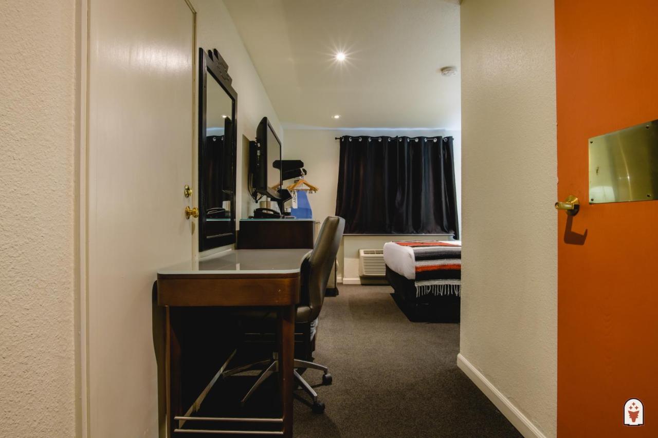 King Room - Disability Access at Coyote South