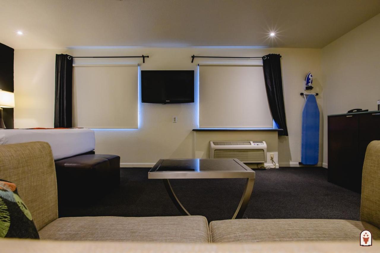 Suite at Coyote South