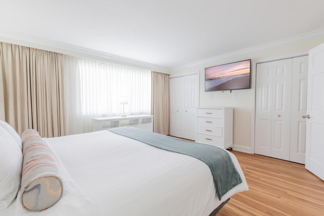 Off-Site One-Bedroom Apartment- Penthouse at La Mer Beachfront Resort