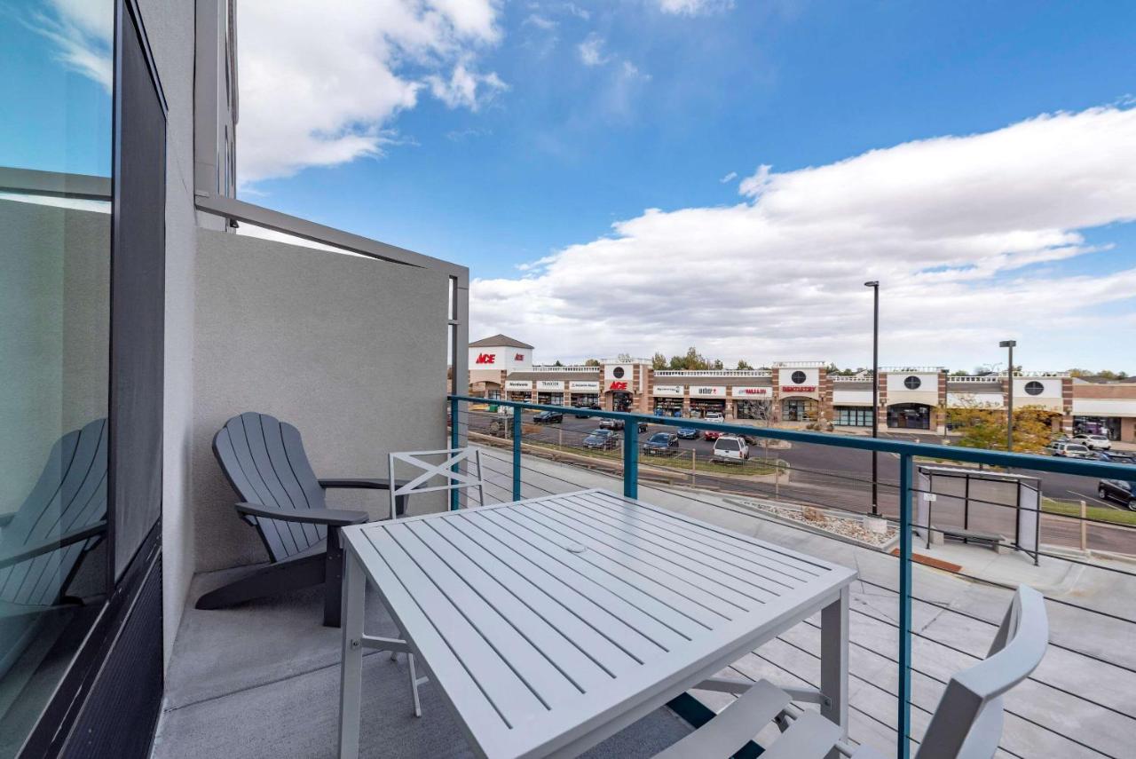 Efficiency One Room Suite - Non Smoking at MainStay Suites Colorado Springs East - Medical Center Area
