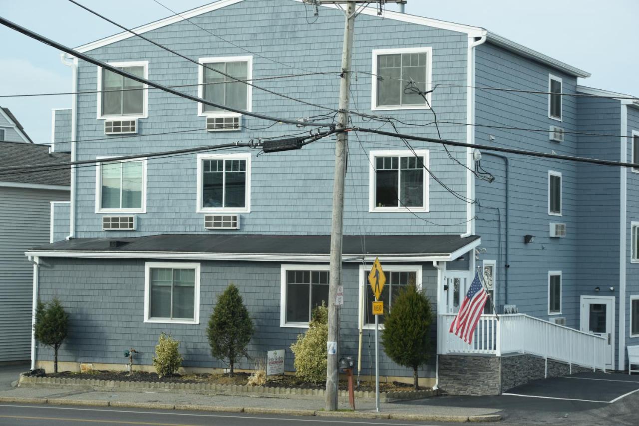 | Rhea's Inn by the Sea