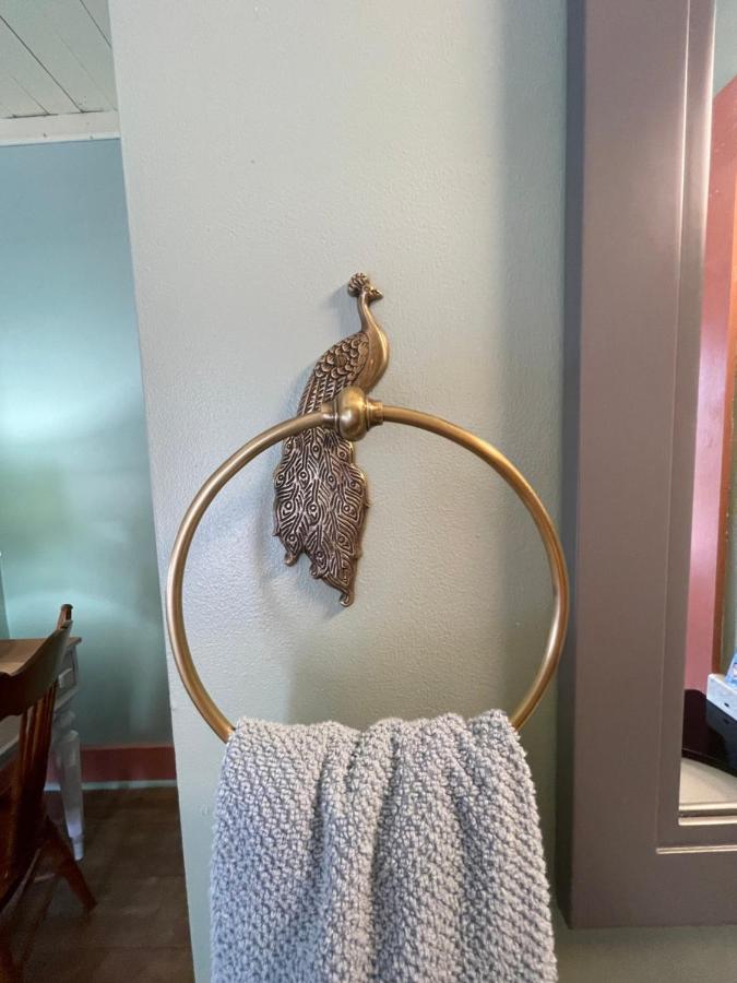 | Carriage House Bed & Breakfast