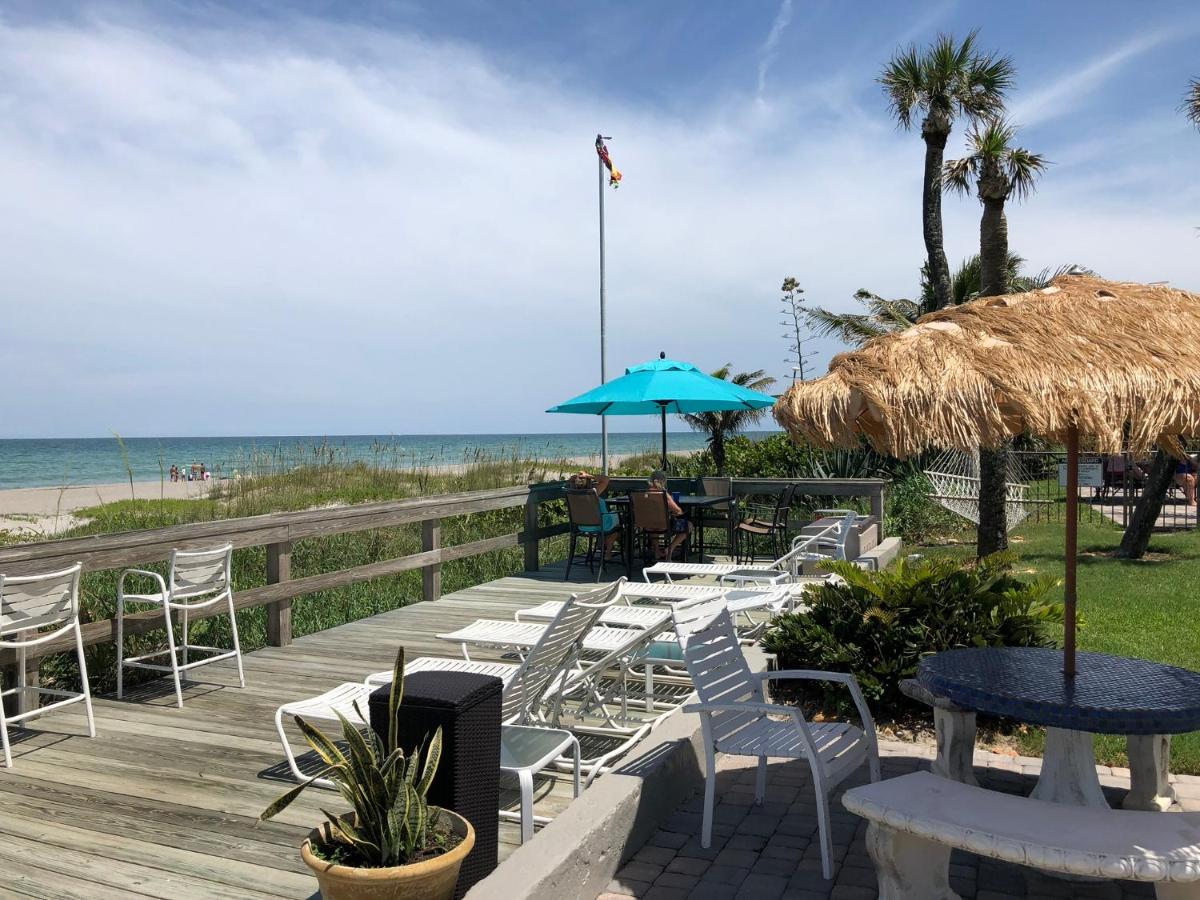  | Surf Studio Beach Resort