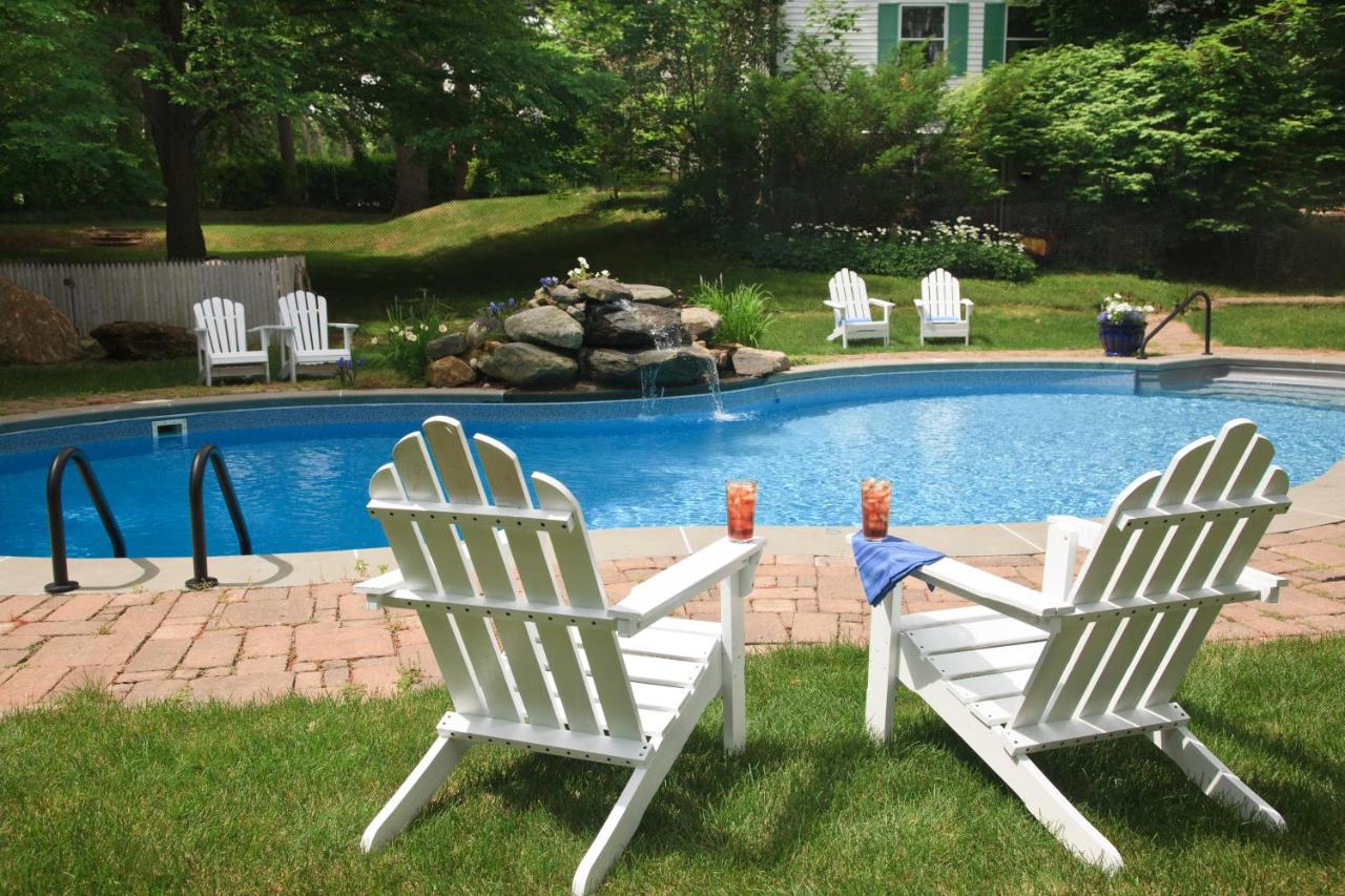 | Hampton Terrace Inn