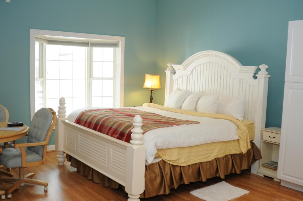  | Acorn Hill Lodge and Spa