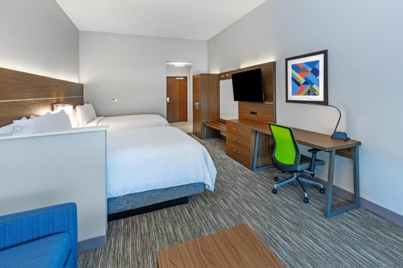  | Holiday Inn Express & Suites - Houston - N Downtown, an IHG Hotel