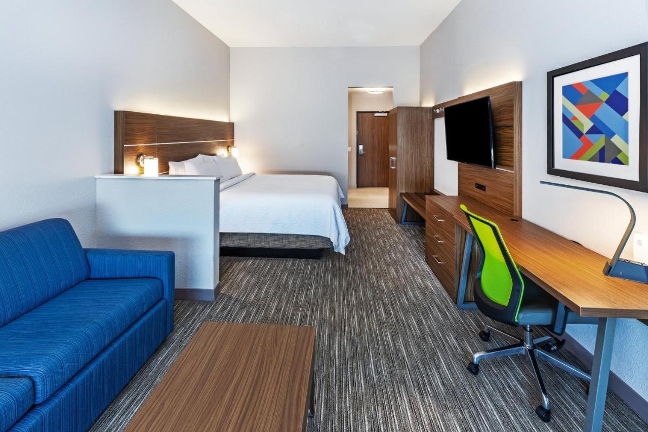  | Holiday Inn Express & Suites - Houston - N Downtown, an IHG Hotel