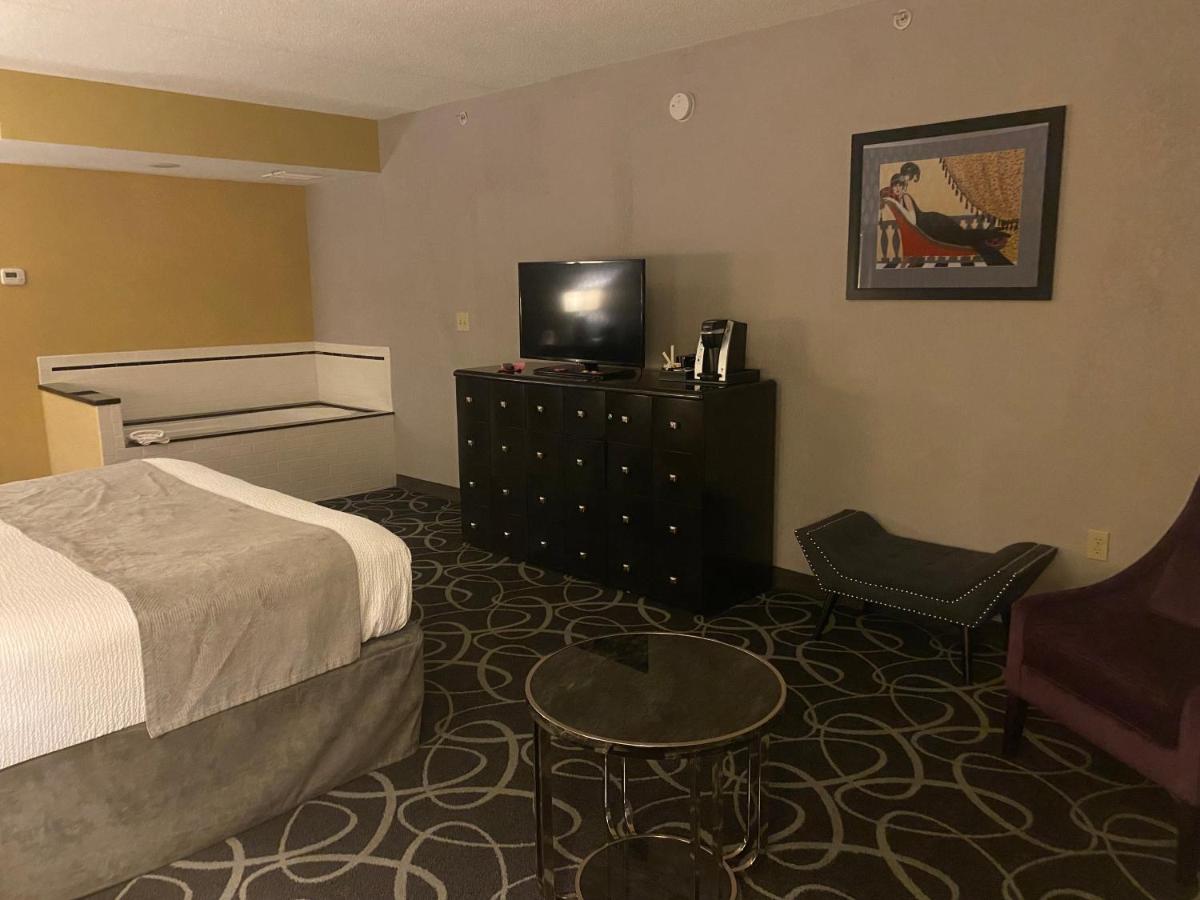 | Park Manor Hotel