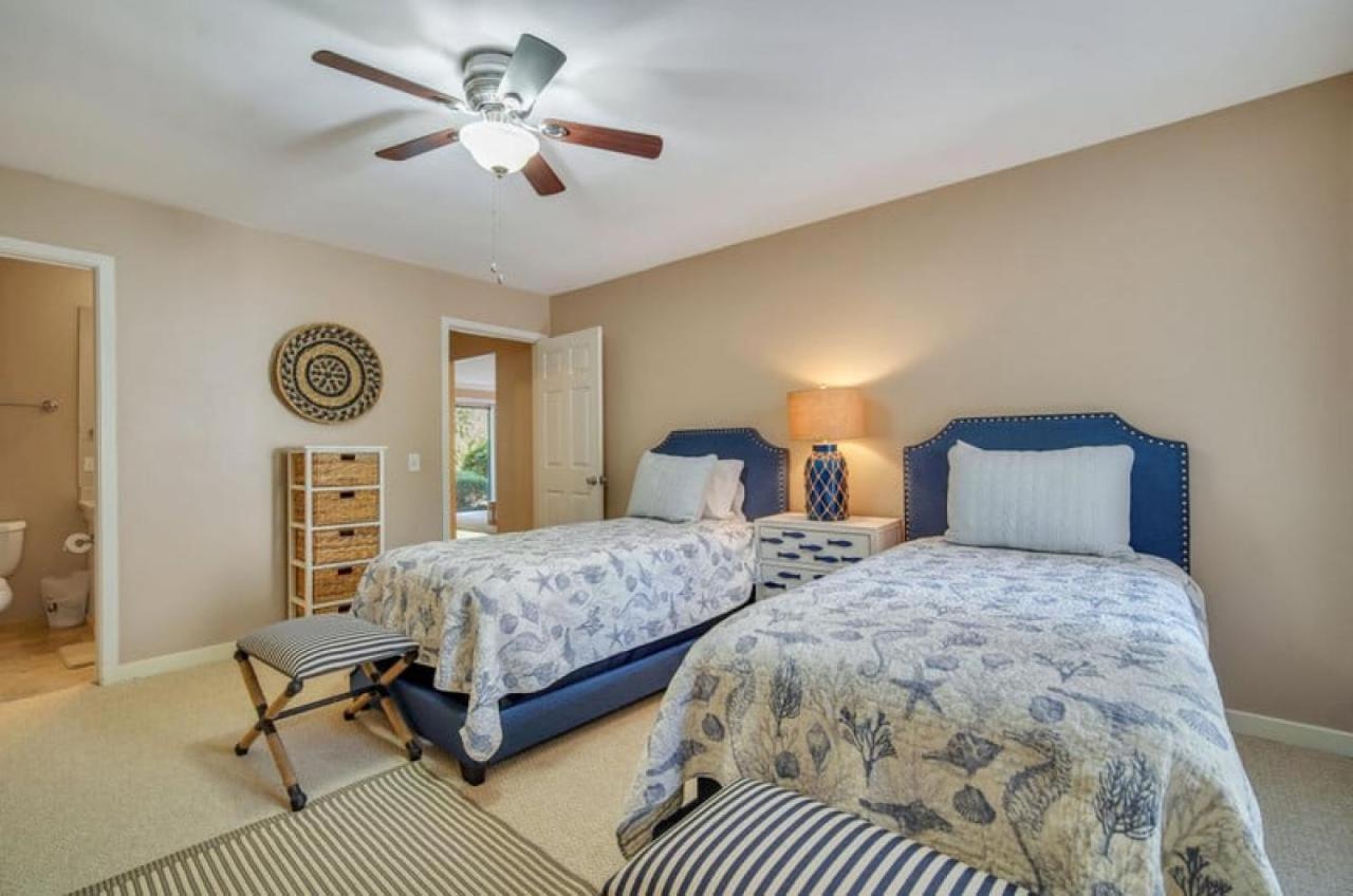  | 46 Springwood