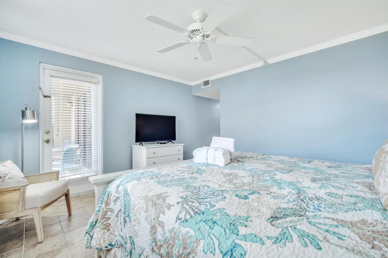 | 4101 Island Club