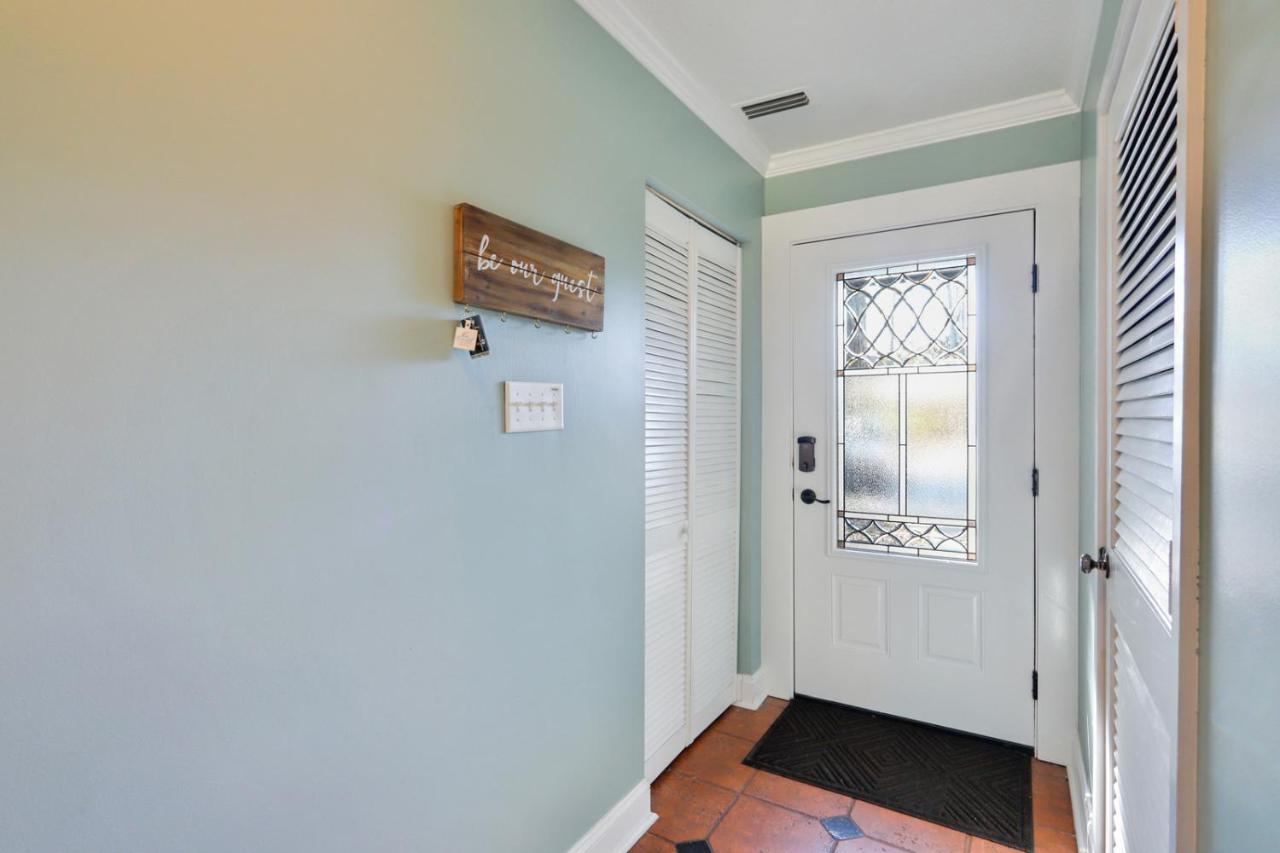  | 143 Harbourwood Villas