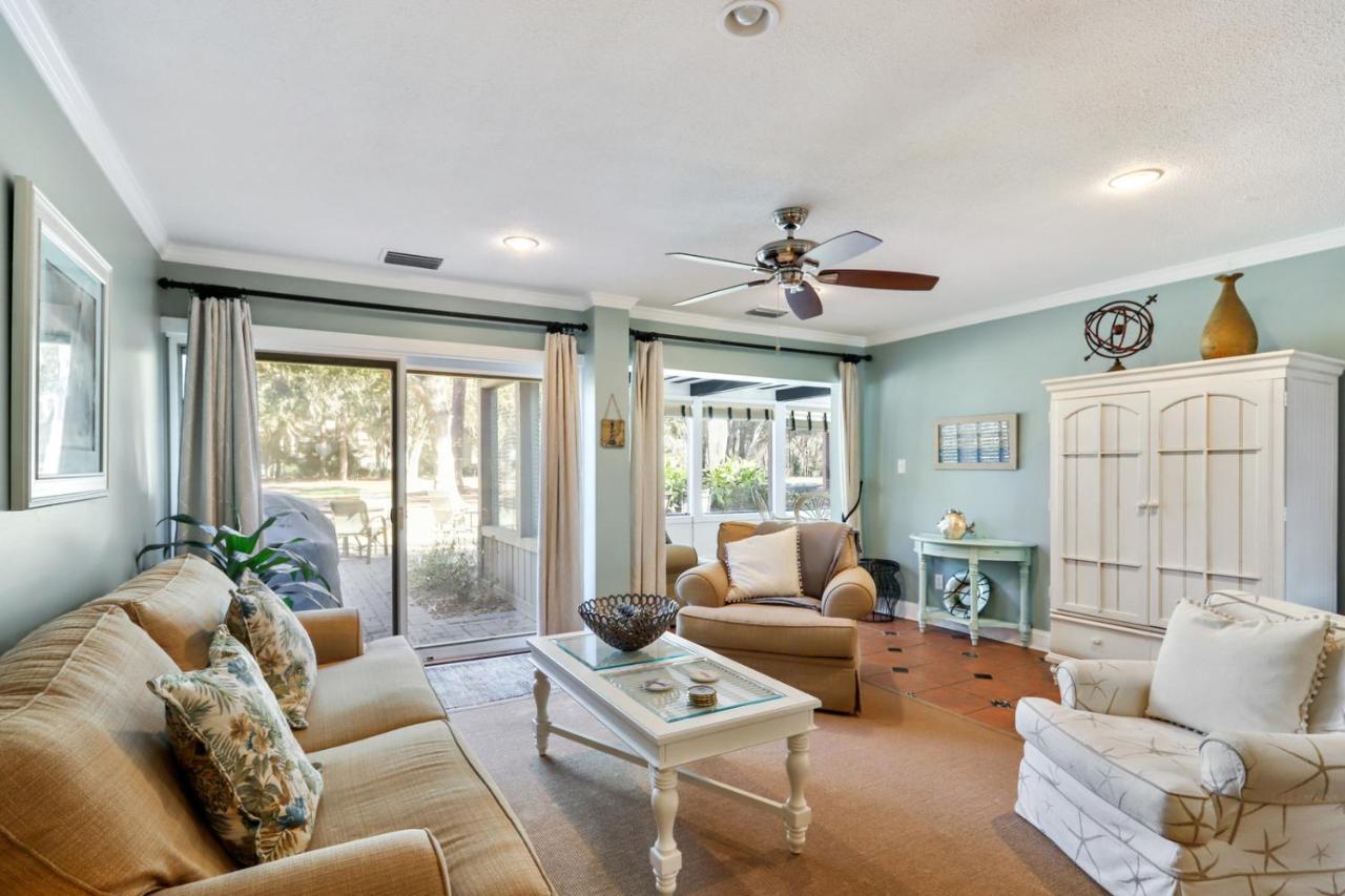  | 143 Harbourwood Villas