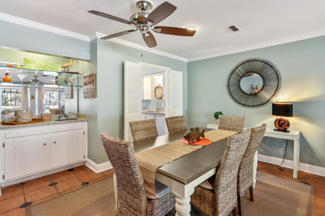  | 143 Harbourwood Villas