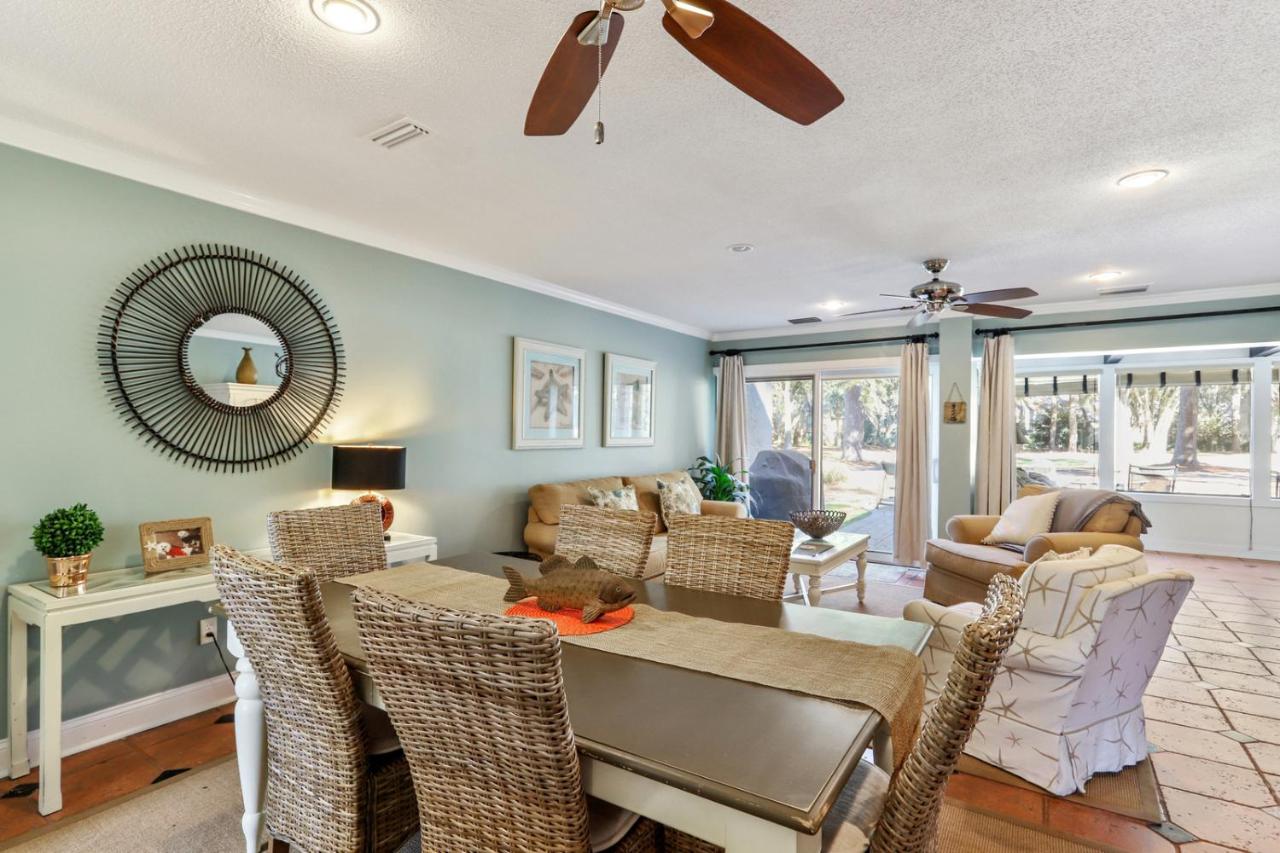  | 143 Harbourwood Villas