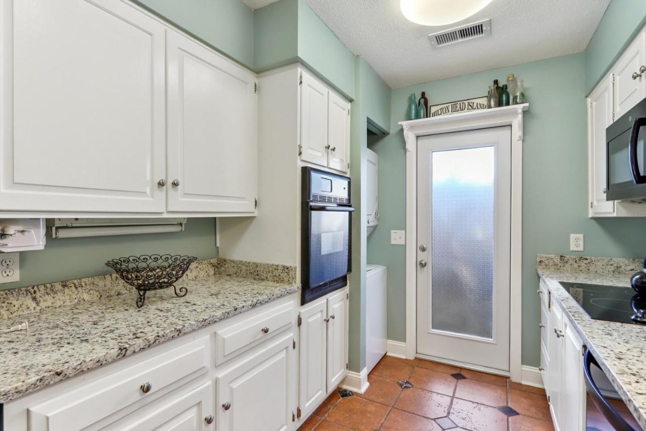  | 143 Harbourwood Villas