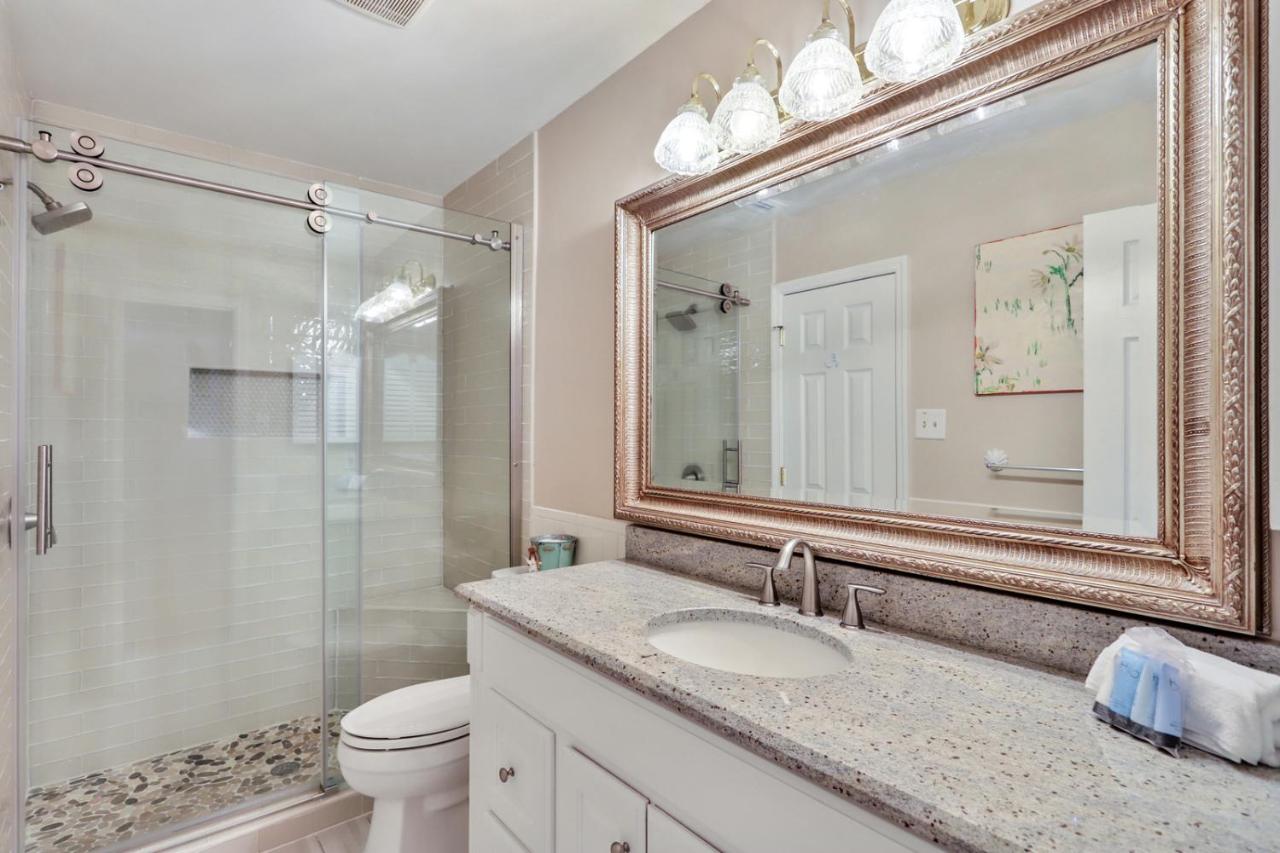  | 143 Harbourwood Villas