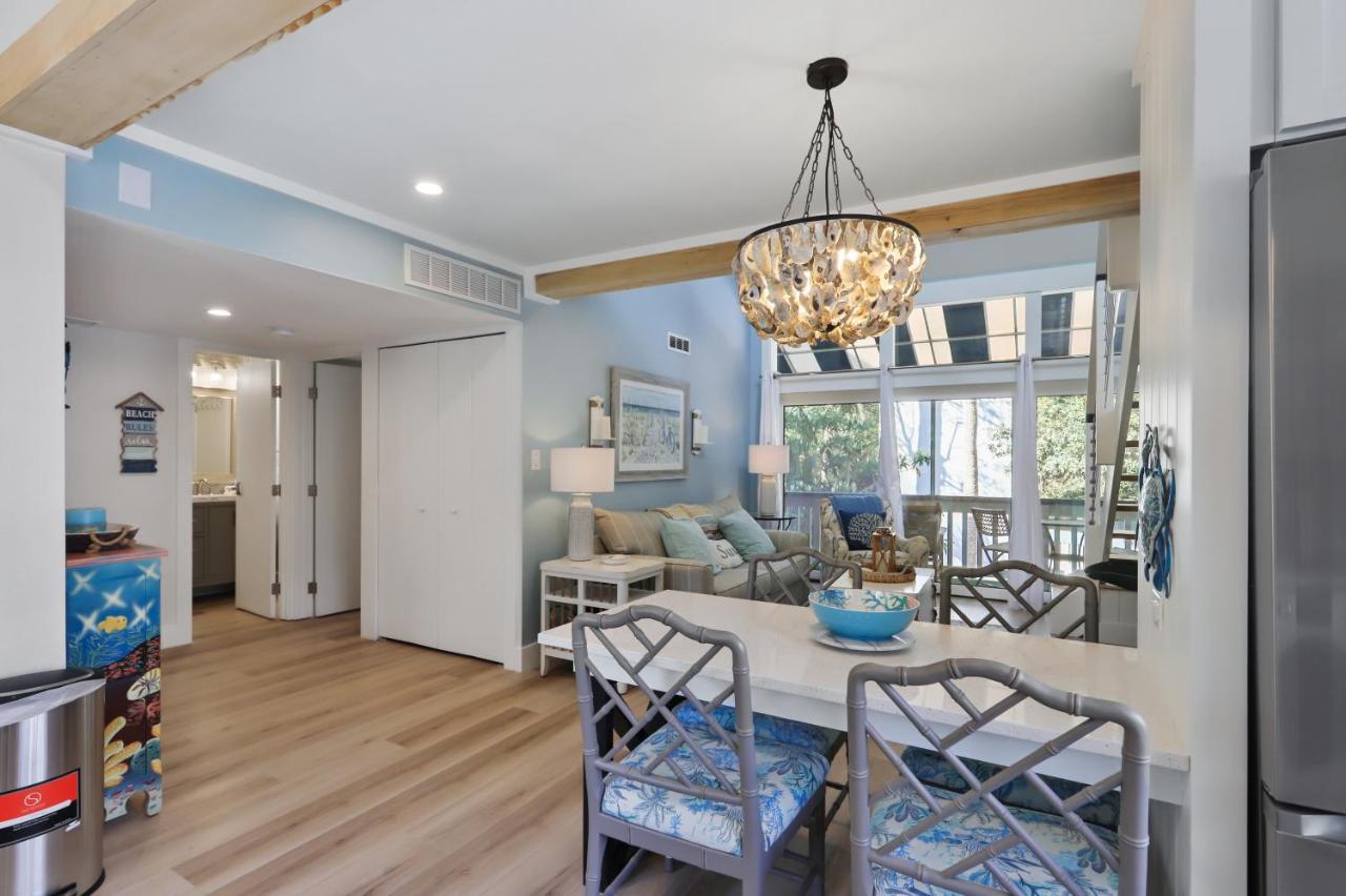 | 5202 Treetop Villa