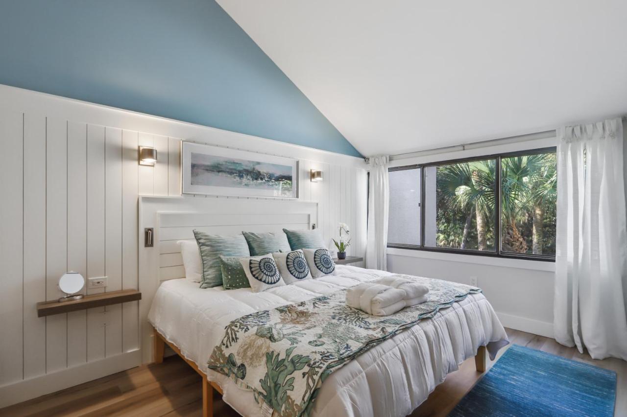 | 5202 Treetop Villa