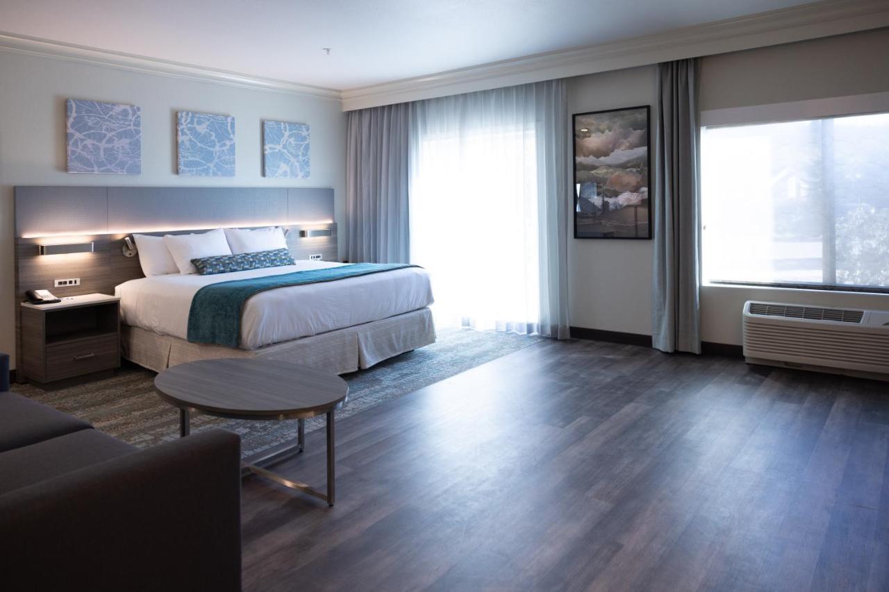 Junior Suite at Blue Lake Casino & Hotel