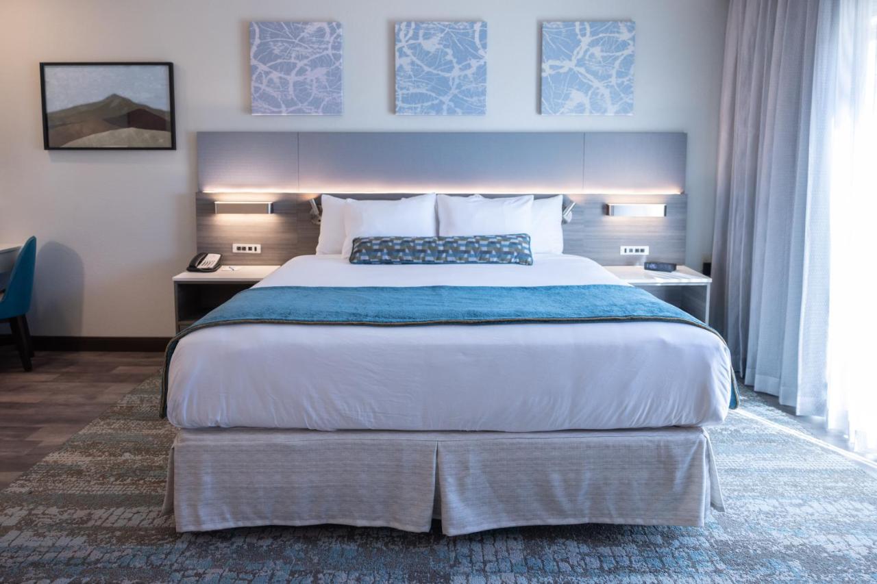 Junior Suite at Blue Lake Casino & Hotel