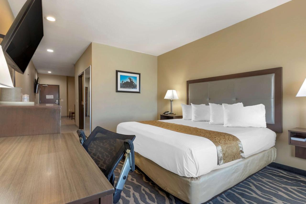 King Suite with Sofa Bed and Kitchen at Best Western Plus Fort Stockton Hotel