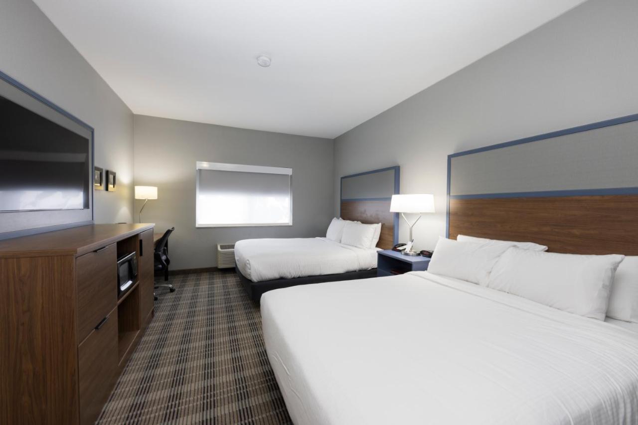 Queen Room with Two Queen Beds - Disability Access at AmericInn by Wyndham Duluth