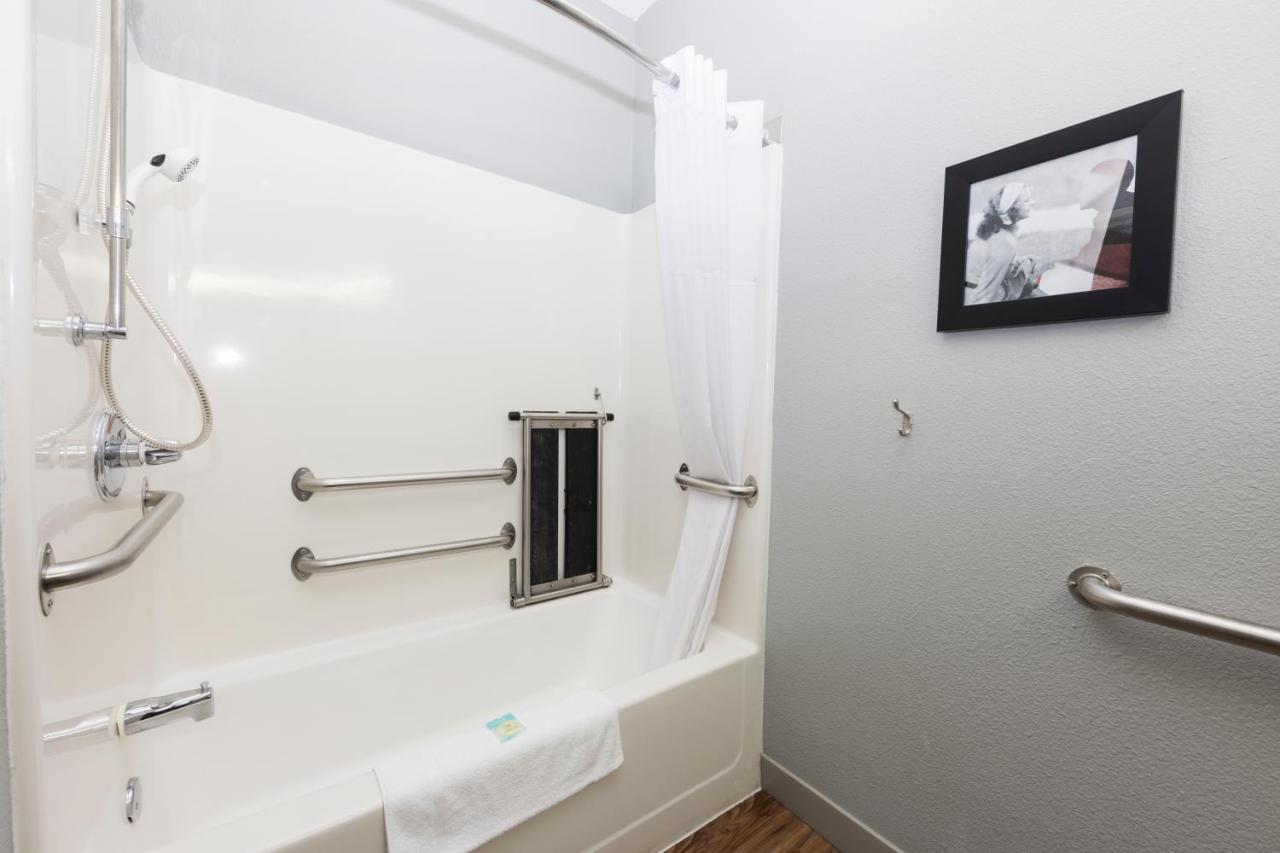 Queen Room with Two Queen Beds - Disability Access at AmericInn by Wyndham Duluth