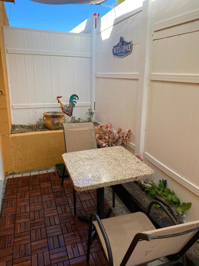 Deluxe King Studio at Mi Kasa Hot Springs 420, Adults only, Clothing Optional