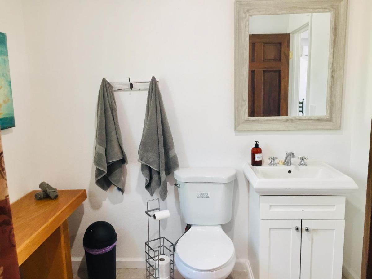 Deluxe King Studio at Mi Kasa Hot Springs 420, Adults only, Clothing Optional
