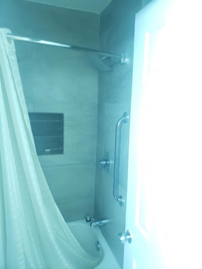  | Cotulla Executive Inn