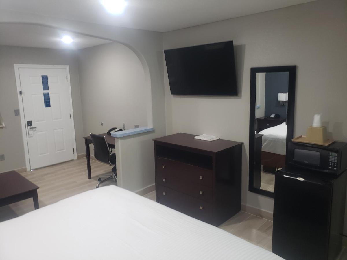  | Cotulla Executive Inn