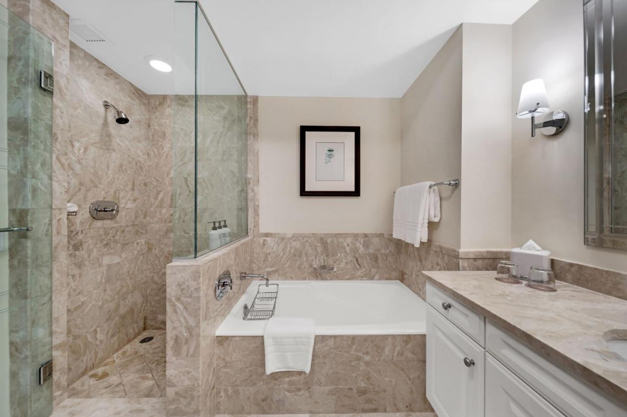  | Four Seasons Studio Kitchen