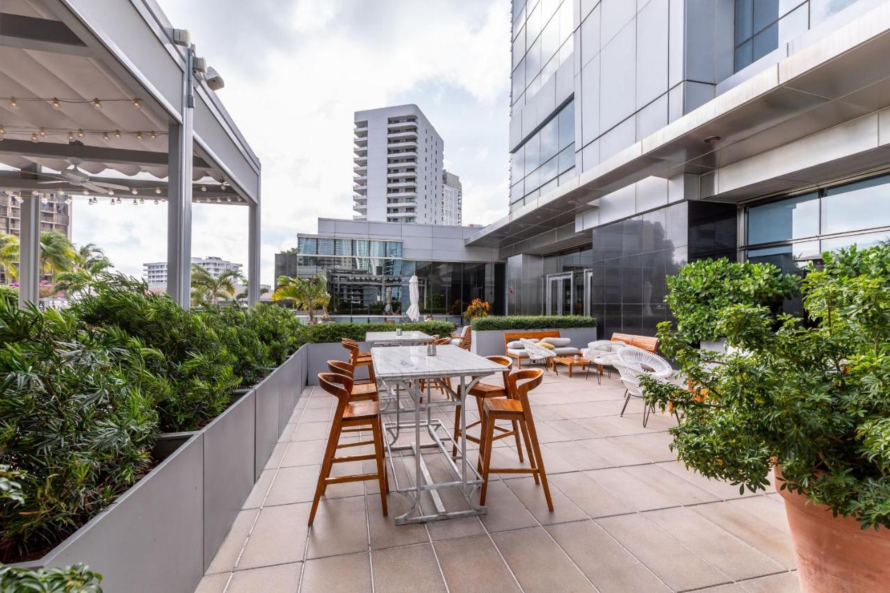  | Four Seasons Studio Kitchen