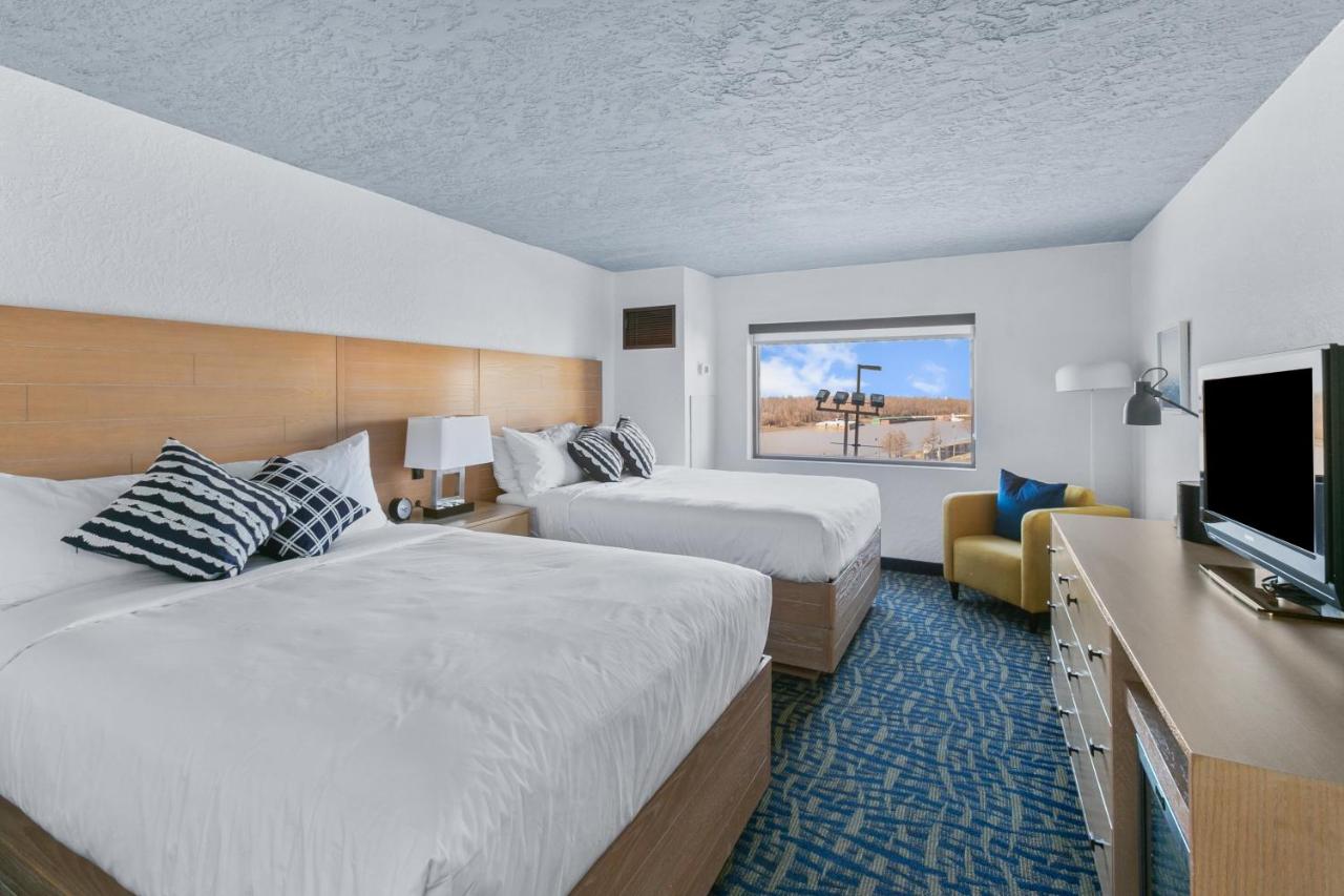 Queen Room at Mulberry, a Wyndham Hotel