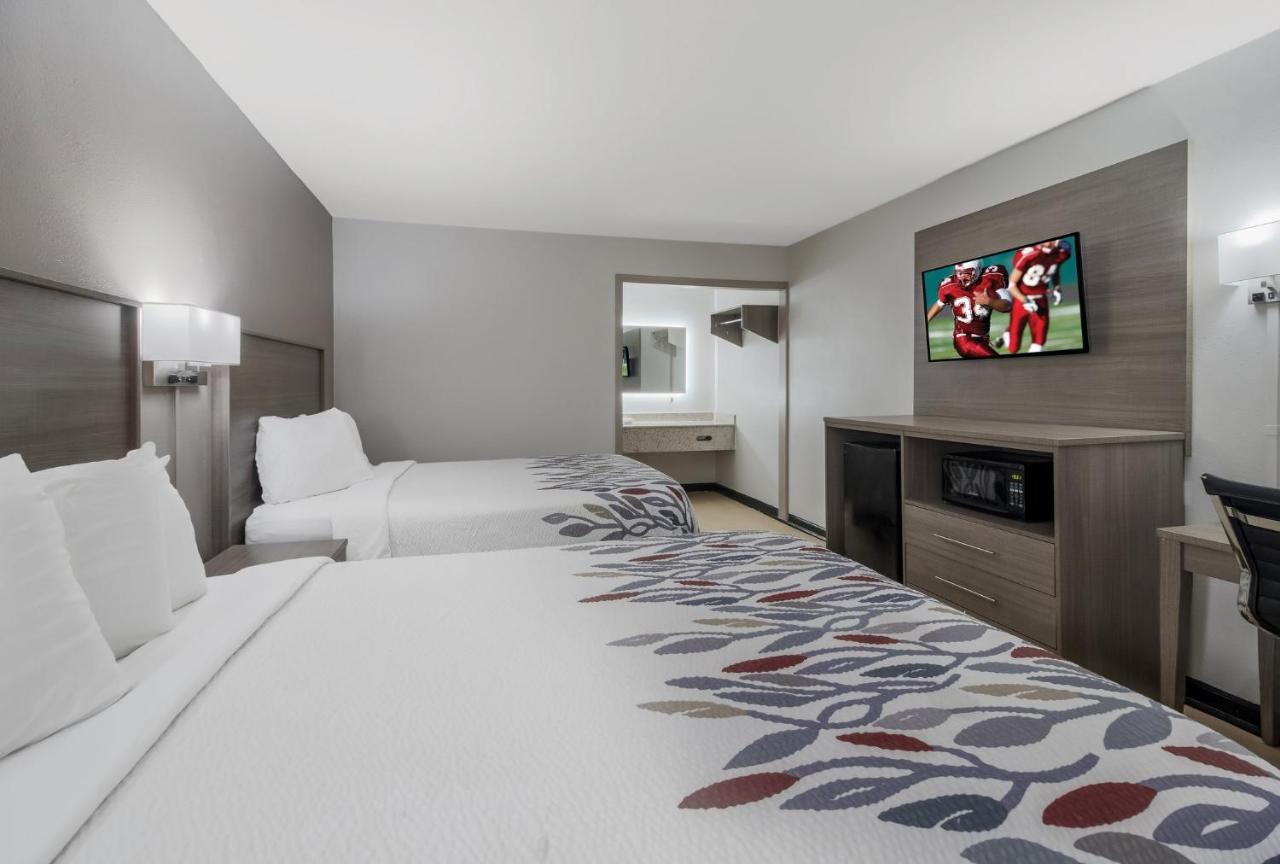 Deluxe Room with Two Queen Beds Non-Smoking at Red Roof Inn & Suites Jackson, TN