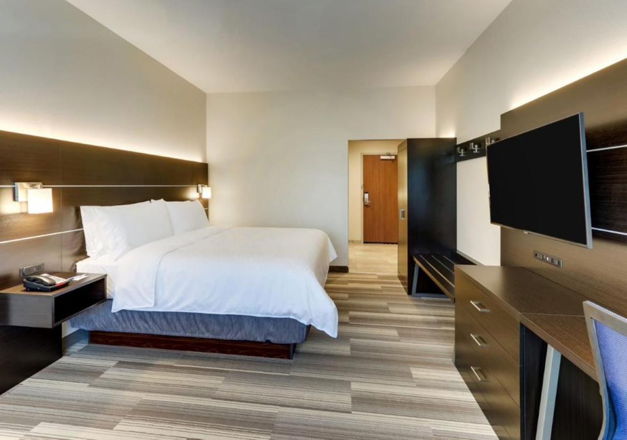  | Holiday Inn Express & Suites - Winston - Salem SW - Clemmons, an IHG Hotel