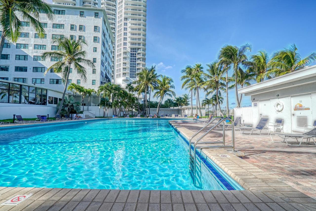  | Deluxe Apartments at the Casablanca