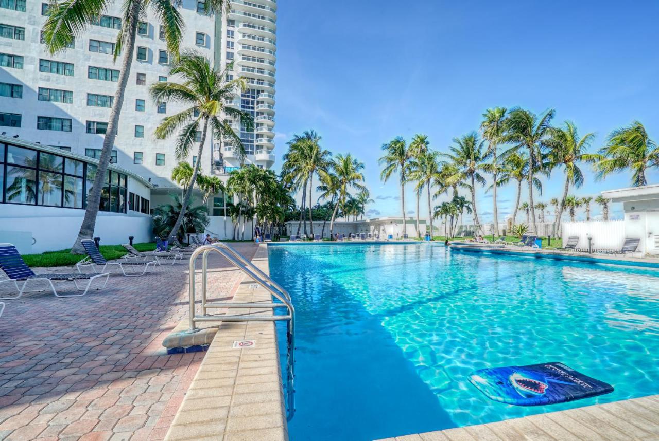  | Deluxe Apartments at the Casablanca