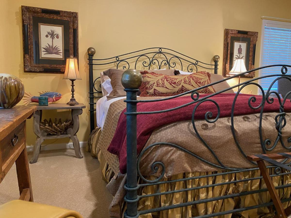| The Birdnest Inn