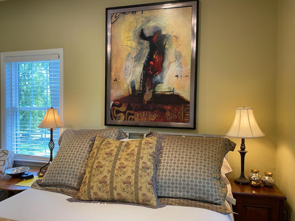  | The Birdnest Inn