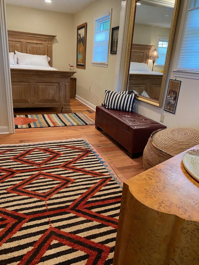 | The Birdnest Inn