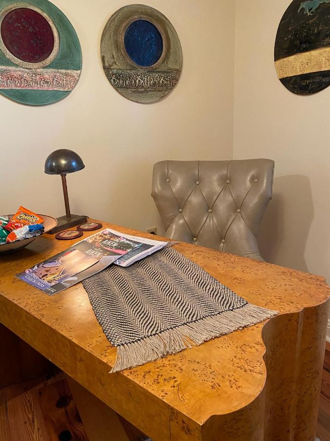 | The Birdnest Inn
