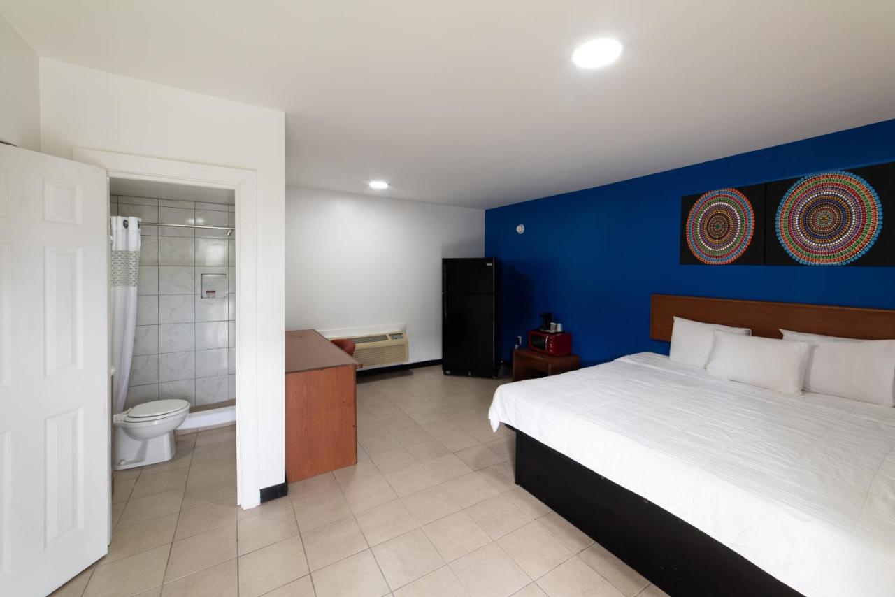 | American Inn