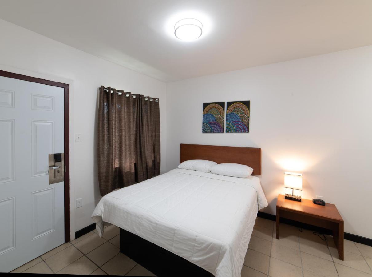| American Inn