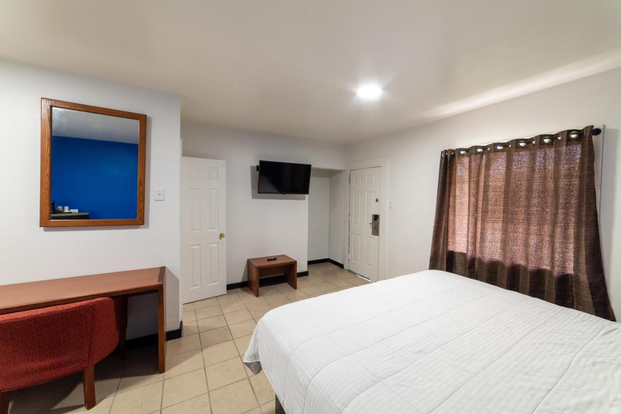  | American Inn
