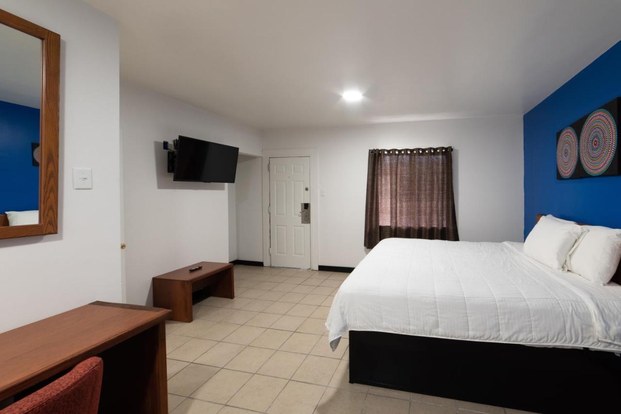 | American Inn
